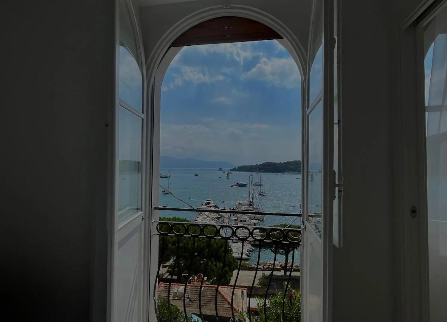 Le Finestre Veneris Hotel Porto Venere Guest house