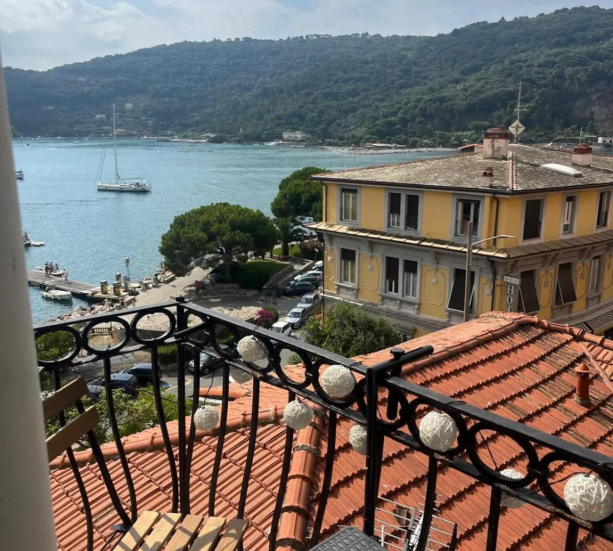 Le Finestre Veneris Hotel Porto Venere 0*,
